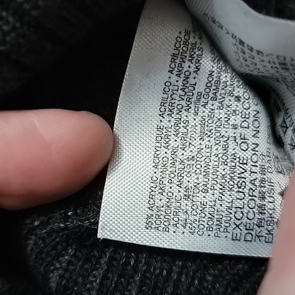 COPY - NWT Nike hat and glove set youth grey and charcoal unisex - Picture 3 of 3